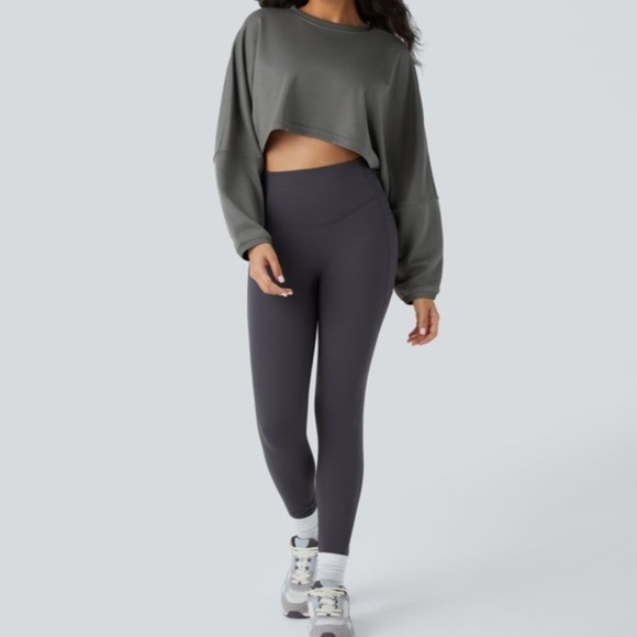 Halara Round Neck Batwing Sleeve Cropped Relaxed Casual Sweatshirt size Small - Picture 5 of 10